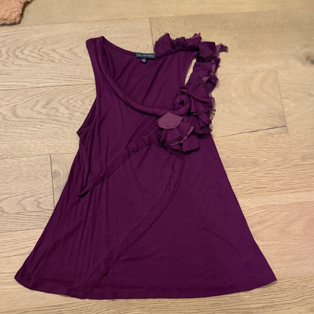 NWOT Anthropologie Burgundy Sleeveless Women's Round Neck Top w/ Floral Ruffle